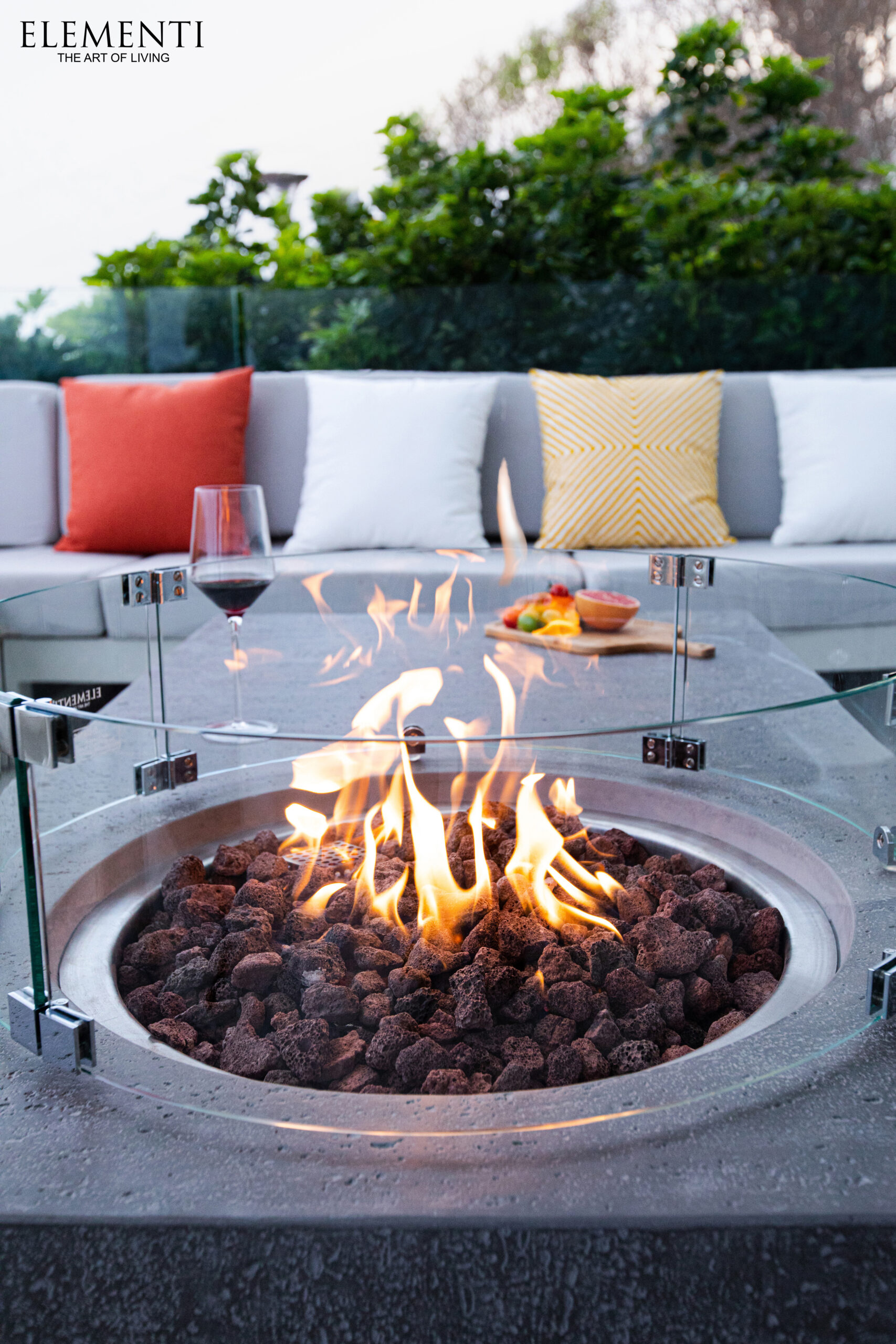 Metropolis Fire Table with Round Burner and Flame Guard (2)